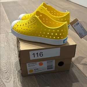 NWT Native Kids Shoes Jefferson Yellow